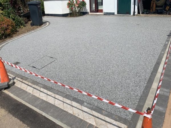 Resin driveway surfacing in Valentia Island