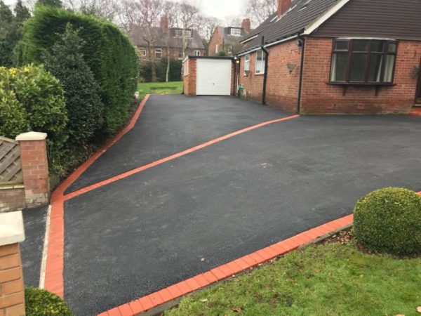 Tarmacadam installation in Annascaul